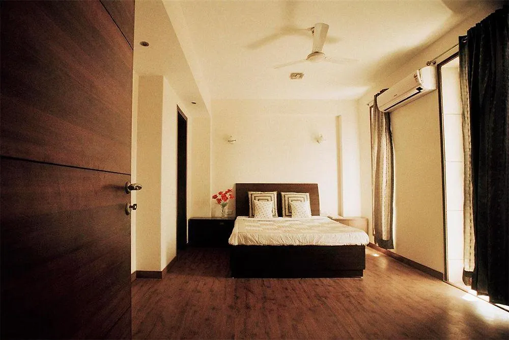Bed & Breakfast Perch Service Apartment- Sector 40 Gurgaon